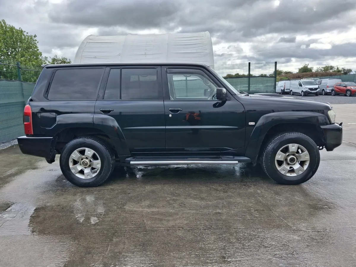 2007 Nissan Patrol Crew Cab - Image 3