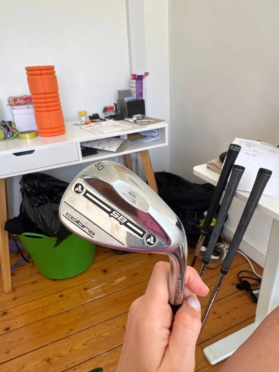 Cobra 50 gap wedge - Image 1