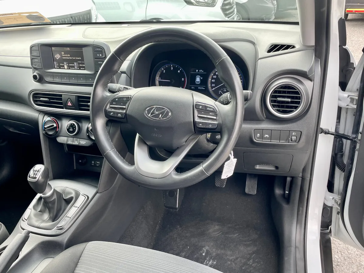 Hyundai KONA Comfort 1.6 Diesel 2 Seat Van,2021 - Image 3