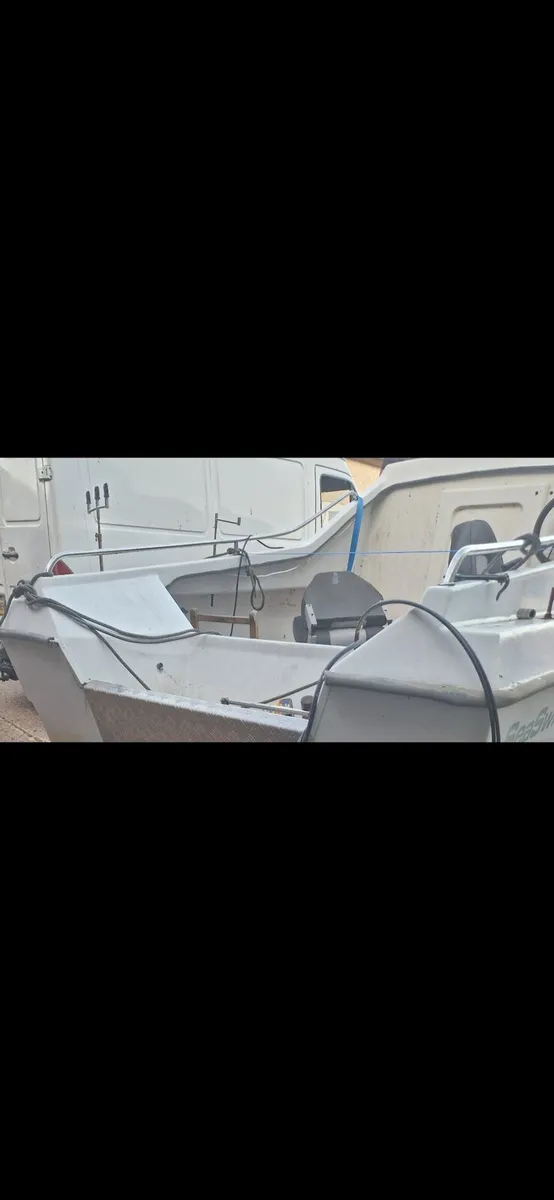 Dory boat trailer and engine - Image 4