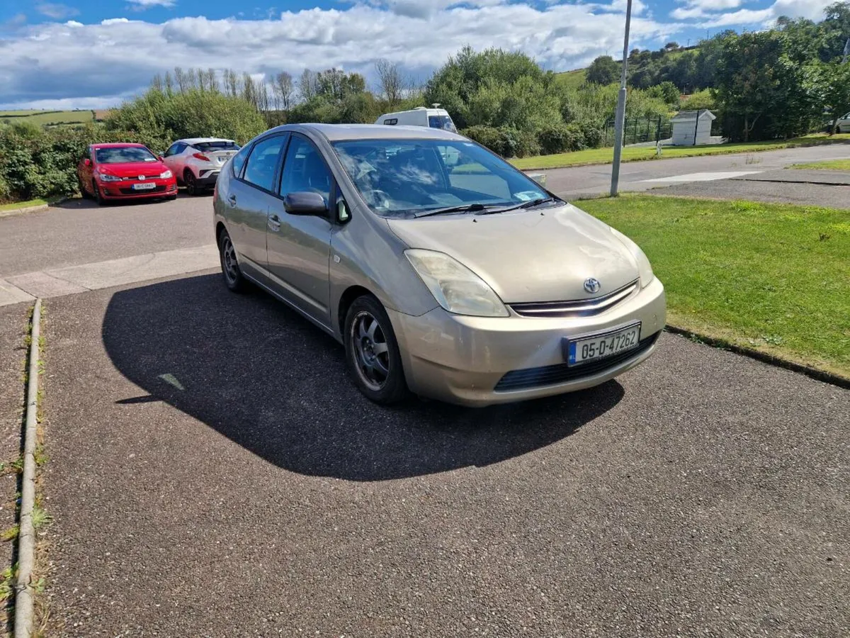 Toyota prius 2005 1,5 petrol ⛽️ - Image 4