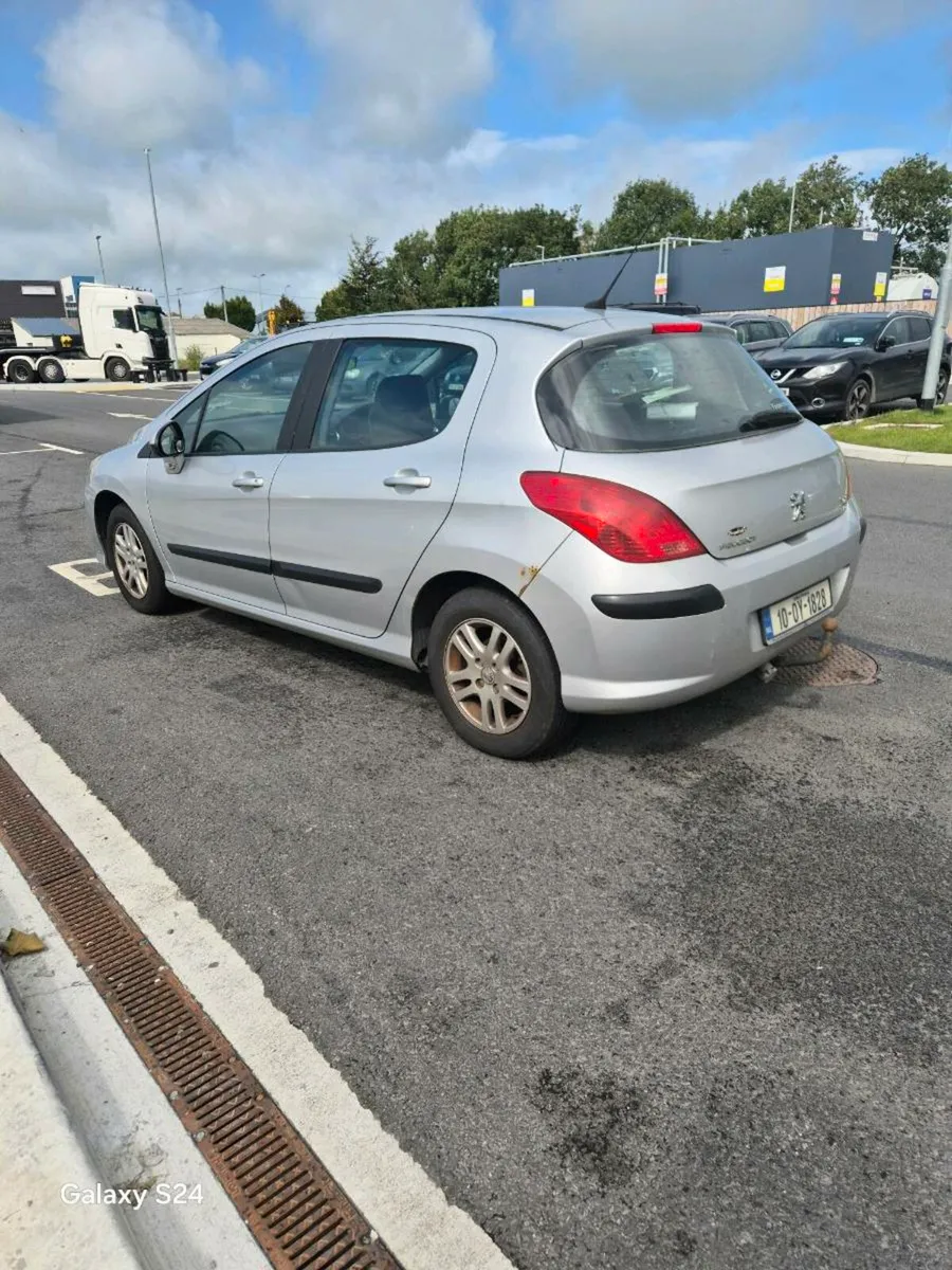 Peugeot 308 Diesel  2010 - Image 1