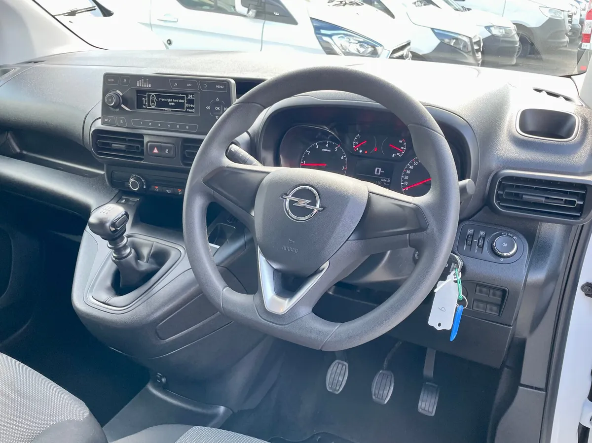 Opel Combo L1H1 1.5 CDTI 100PS SWB,2022 - Image 3