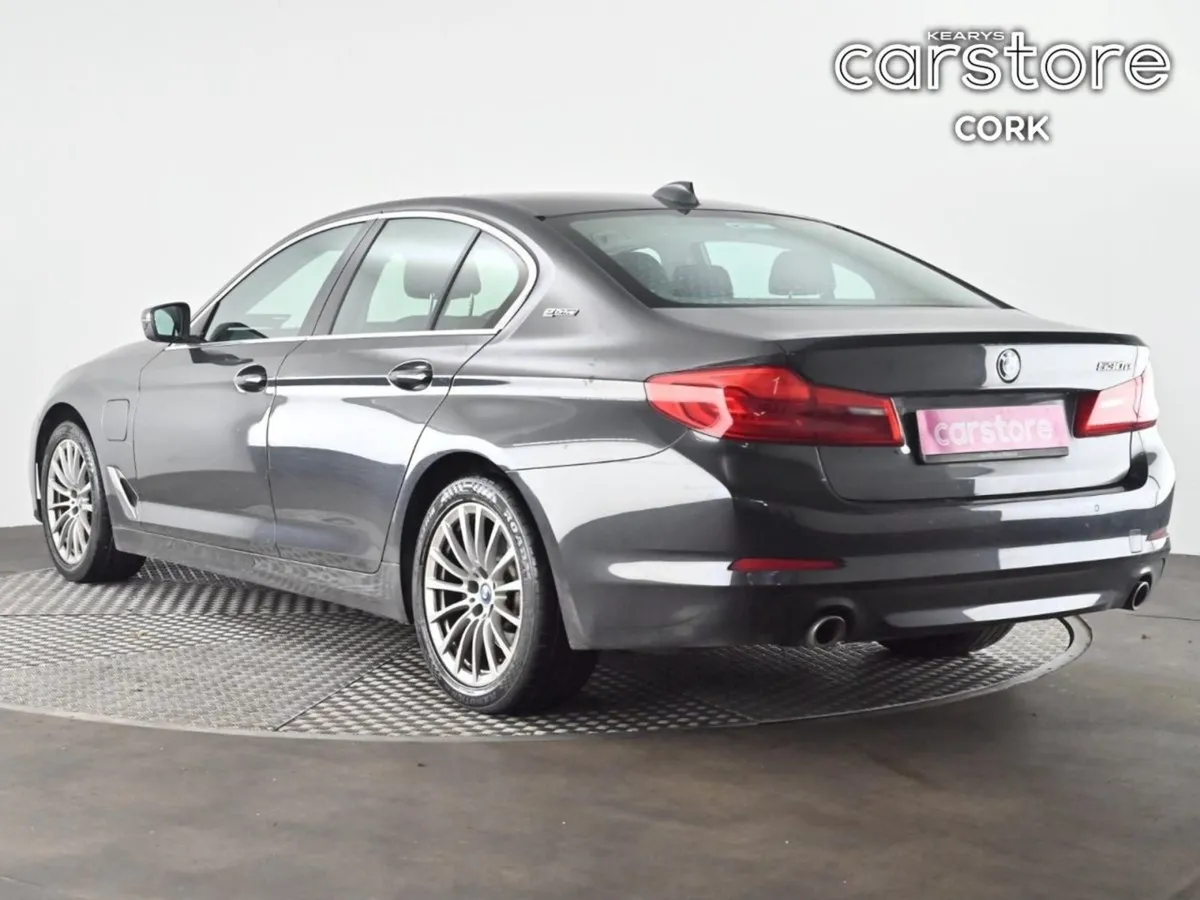 BMW 5 Series 530e SE Auto - Image 4