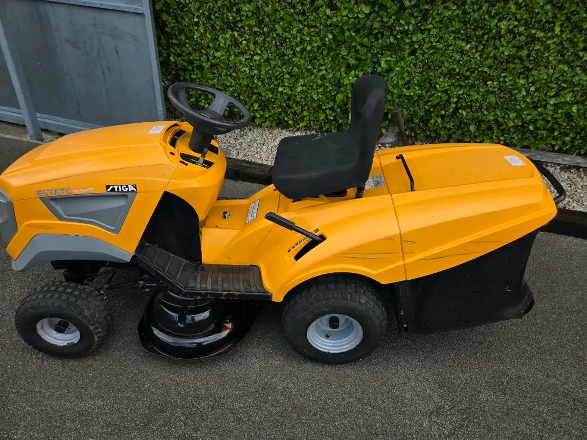 Stiga estate Ride on mower - Image 1