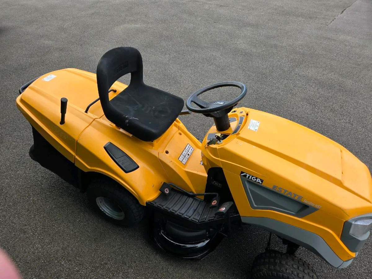 Stiga estate Ride on mower - Image 2