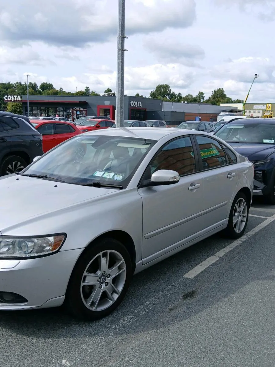 Volvo s40 - Image 2