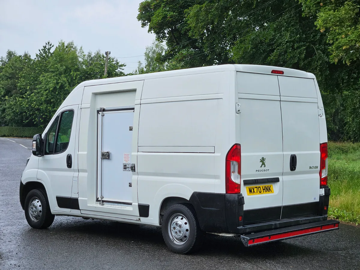 Peugeot Boxer Fridge Freezer - Image 2