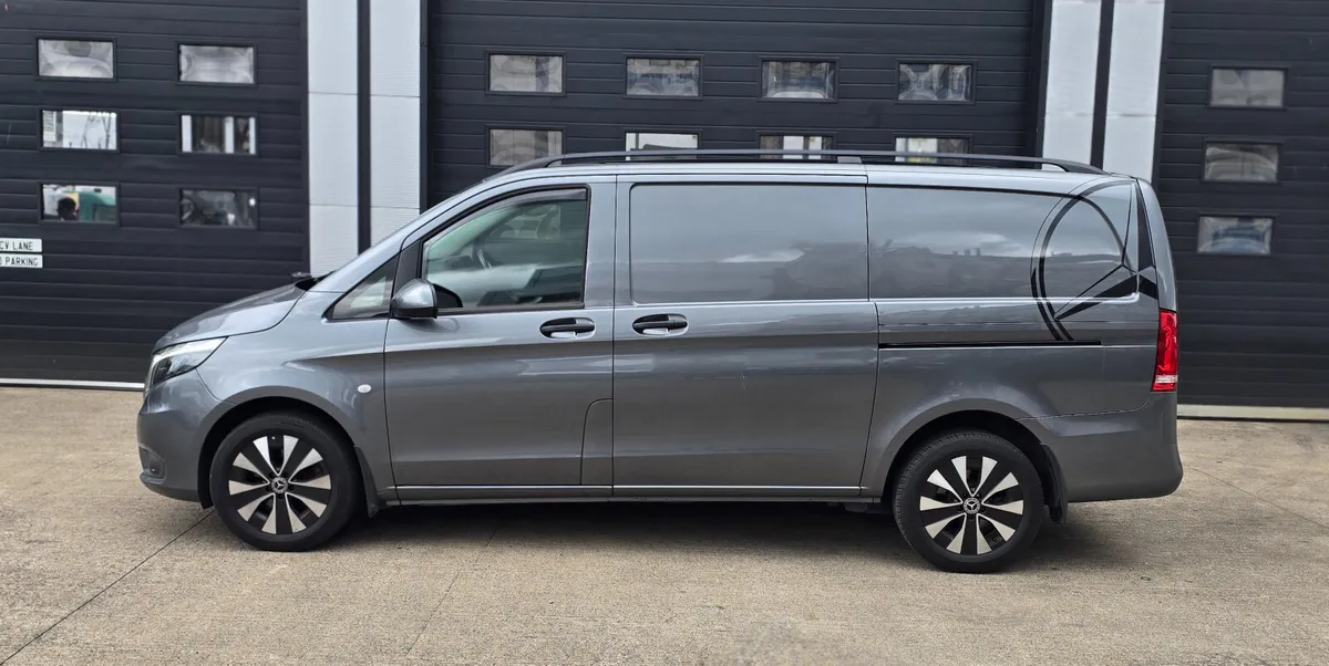 Mercedes Vito Auto Elegance 119L - Image 3