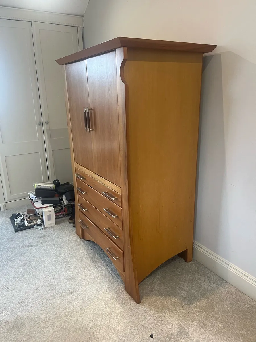 Wardrobe unit - Image 4