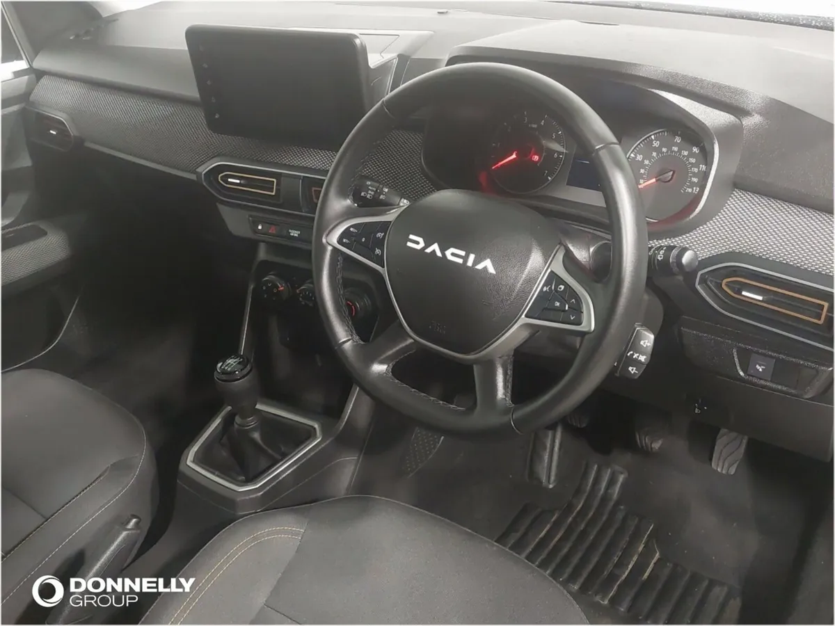 Dacia Sandero Stepway Hatchback Expression - Image 4