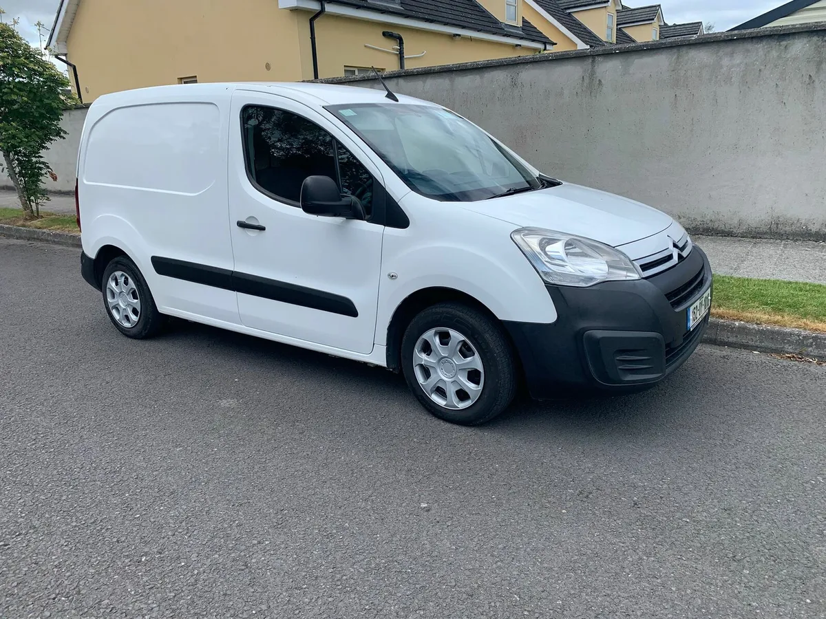 2015 Citroen Berlingo 1.6 Diesel 3 Seater - Image 1