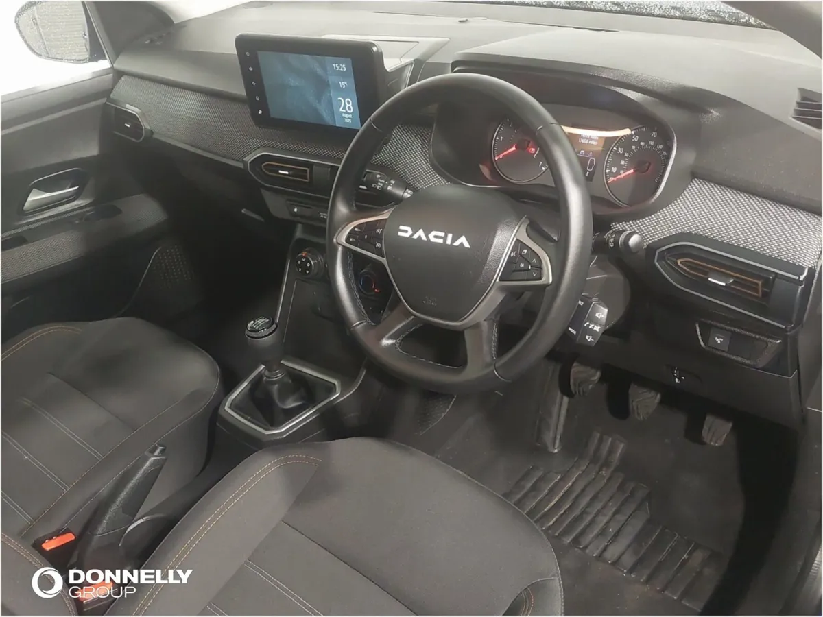 Dacia Sandero Stepway Hatchback Expression - Image 4