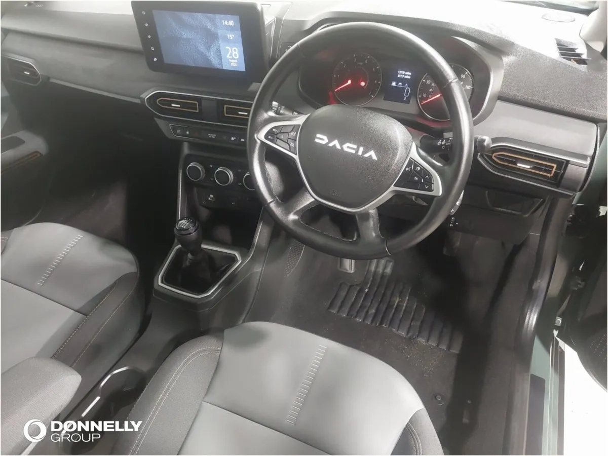 Dacia Sandero Stepway Hatchback Extreme - Image 4