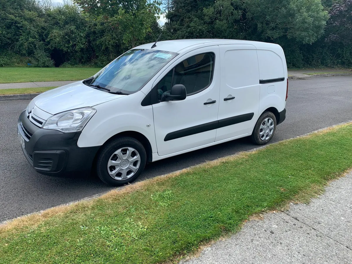 2015 Citroen Berlingo 1.6 Diesel 3 Seater - Image 2