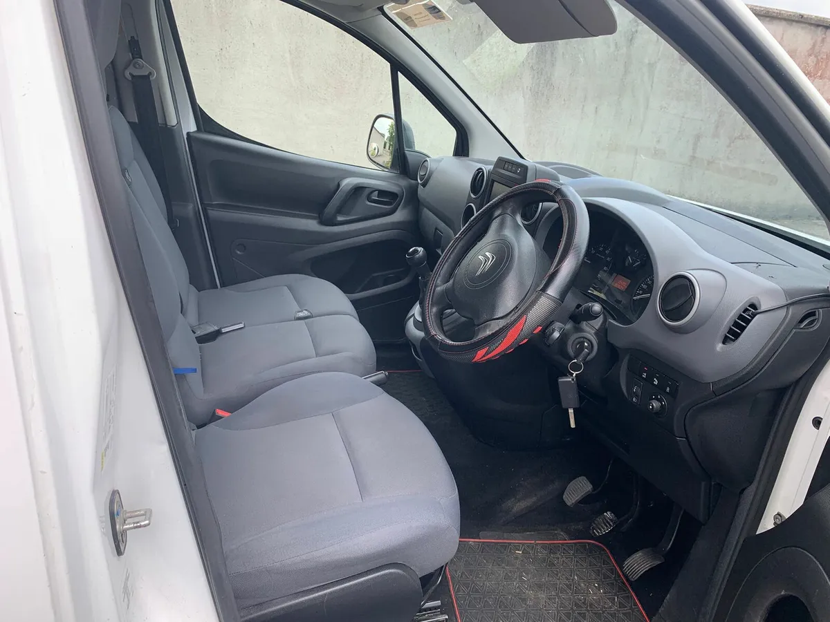 2015 Citroen Berlingo 1.6 Diesel 3 Seater - Image 4