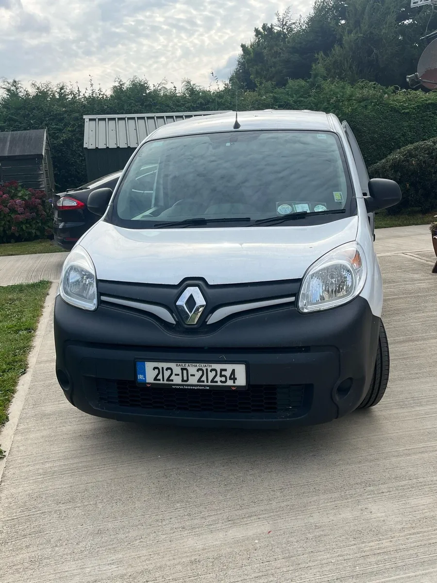 Renault kangoo 2021 6speed - Image 1