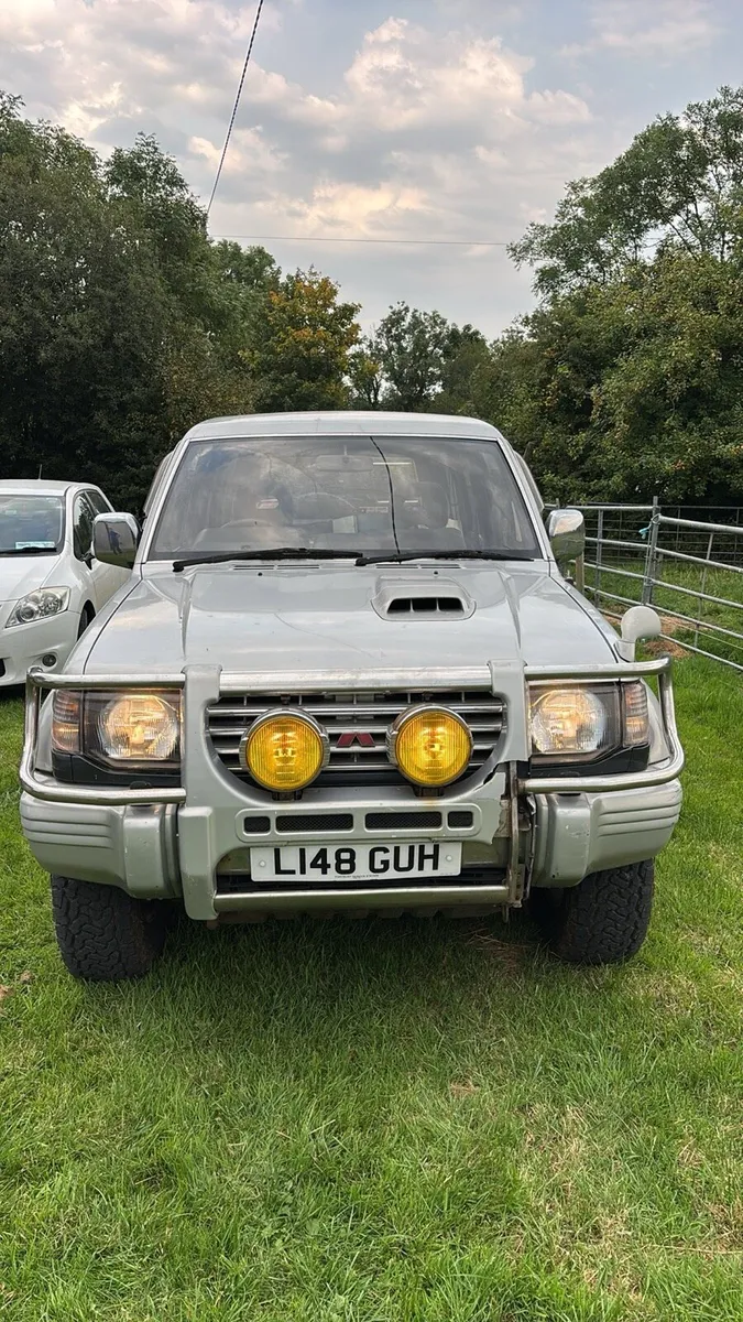 Mitsubishi pajero - Image 1