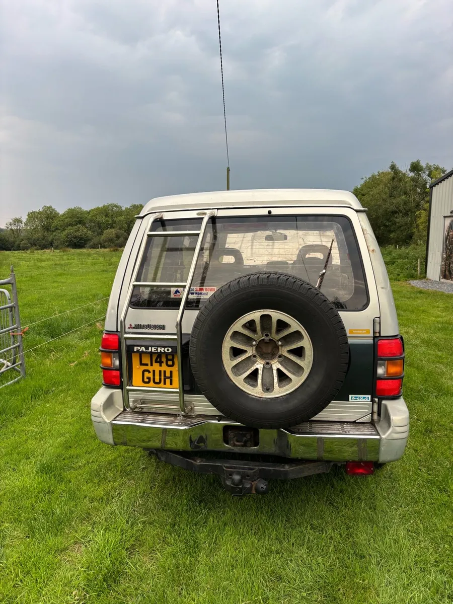 Mitsubishi pajero - Image 3
