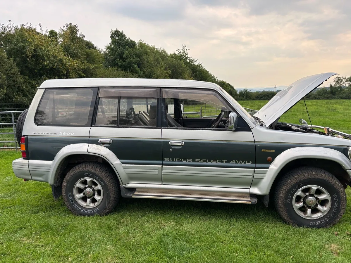 Mitsubishi pajero - Image 4