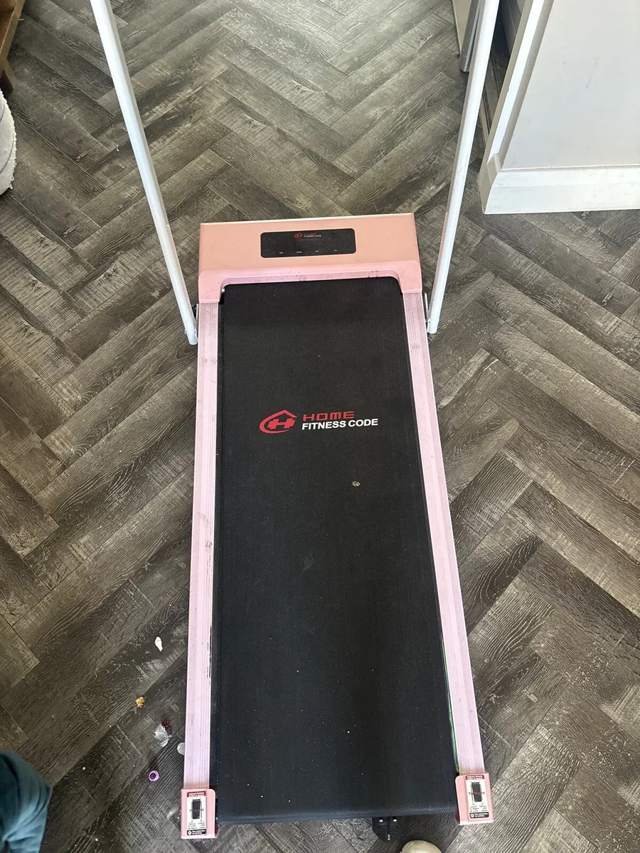Treadmill - Image 1