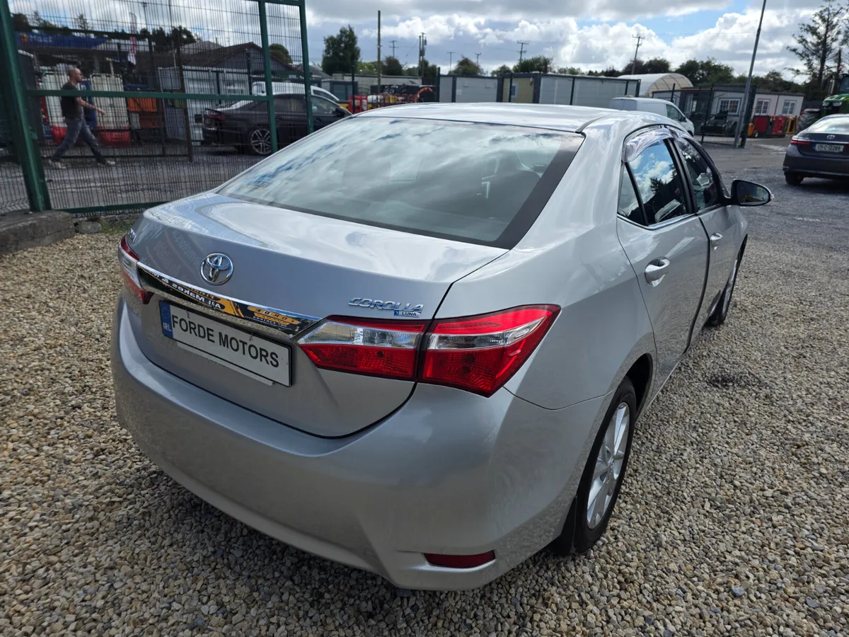 Toyota Corolla 2017 - Image 4
