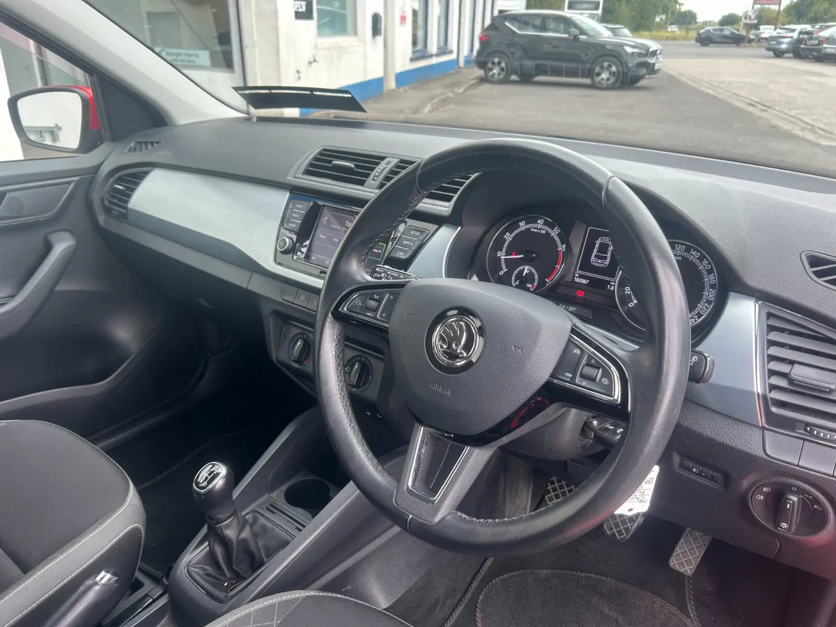 Skoda Fabia FRESH NCT 11/27. - Image 4