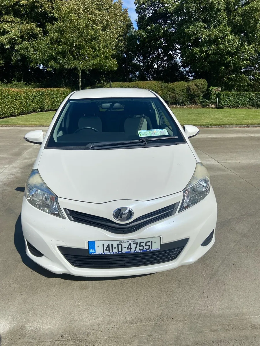2014 Toyota Vitz 1.0l petrol Automatic - Image 1