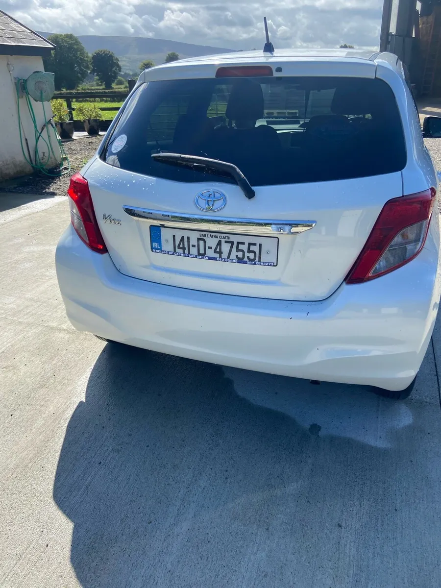 2014 Toyota Vitz 1.0l petrol Automatic - Image 4