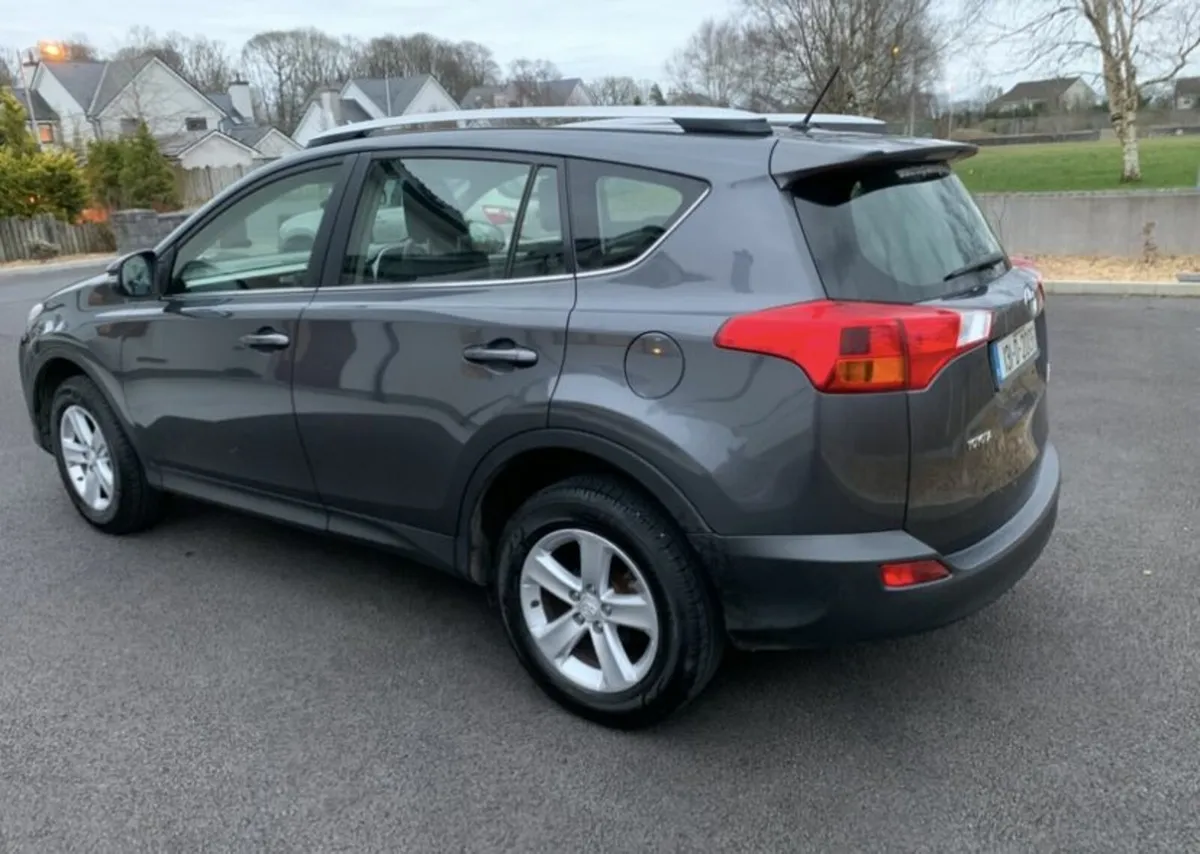 Toyota RAV4 2013 - Image 3