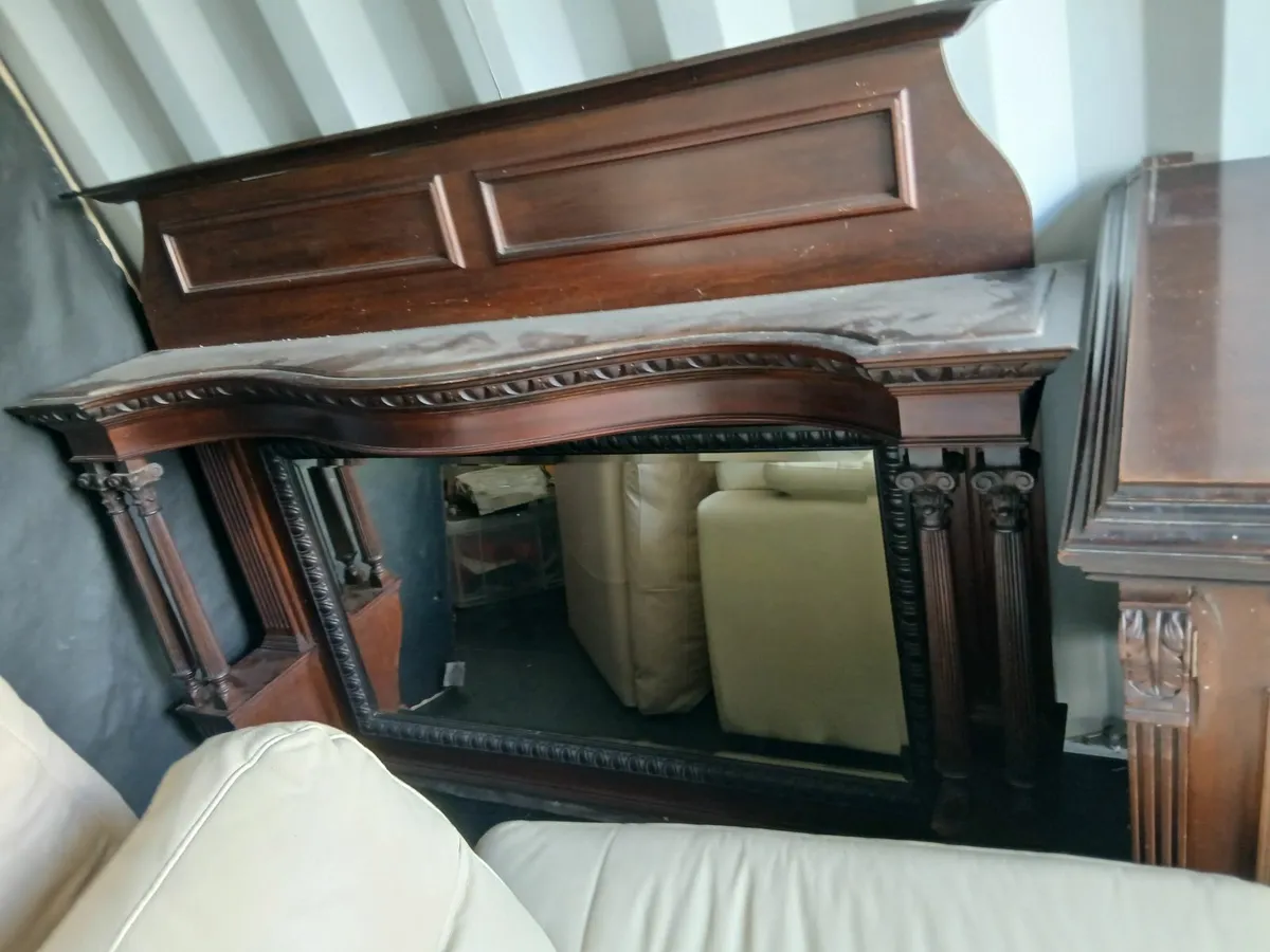 Beautiful dark carved wood unit with glass top - Image 3