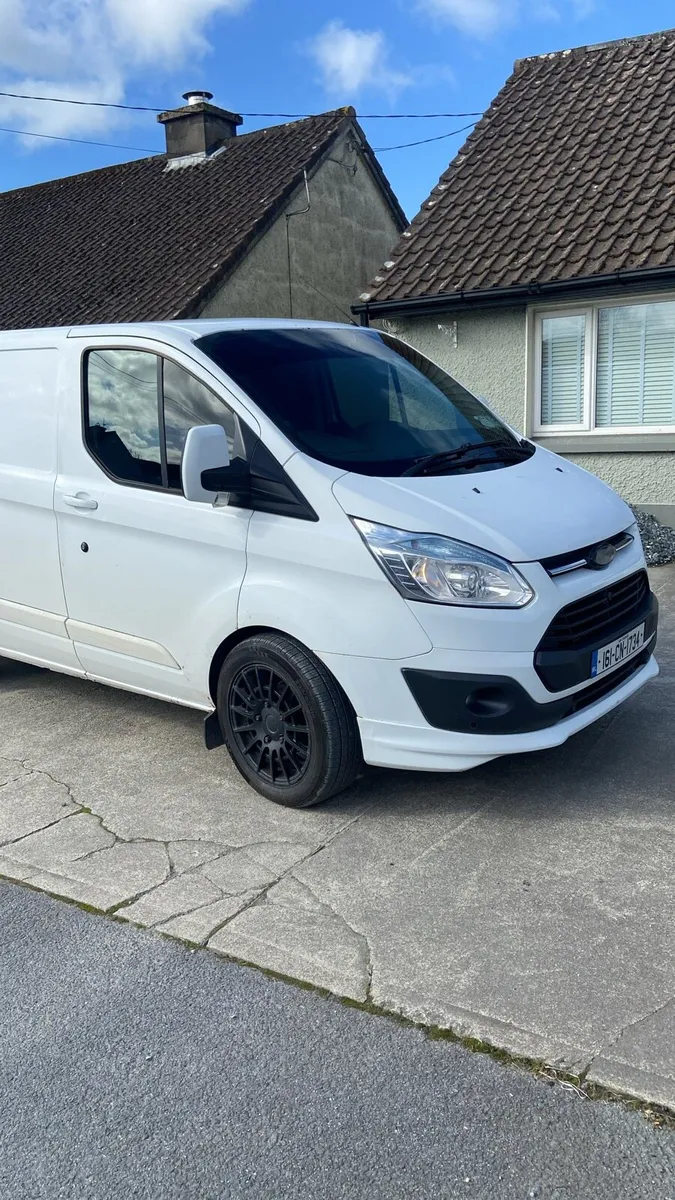 Transit van - Image 1
