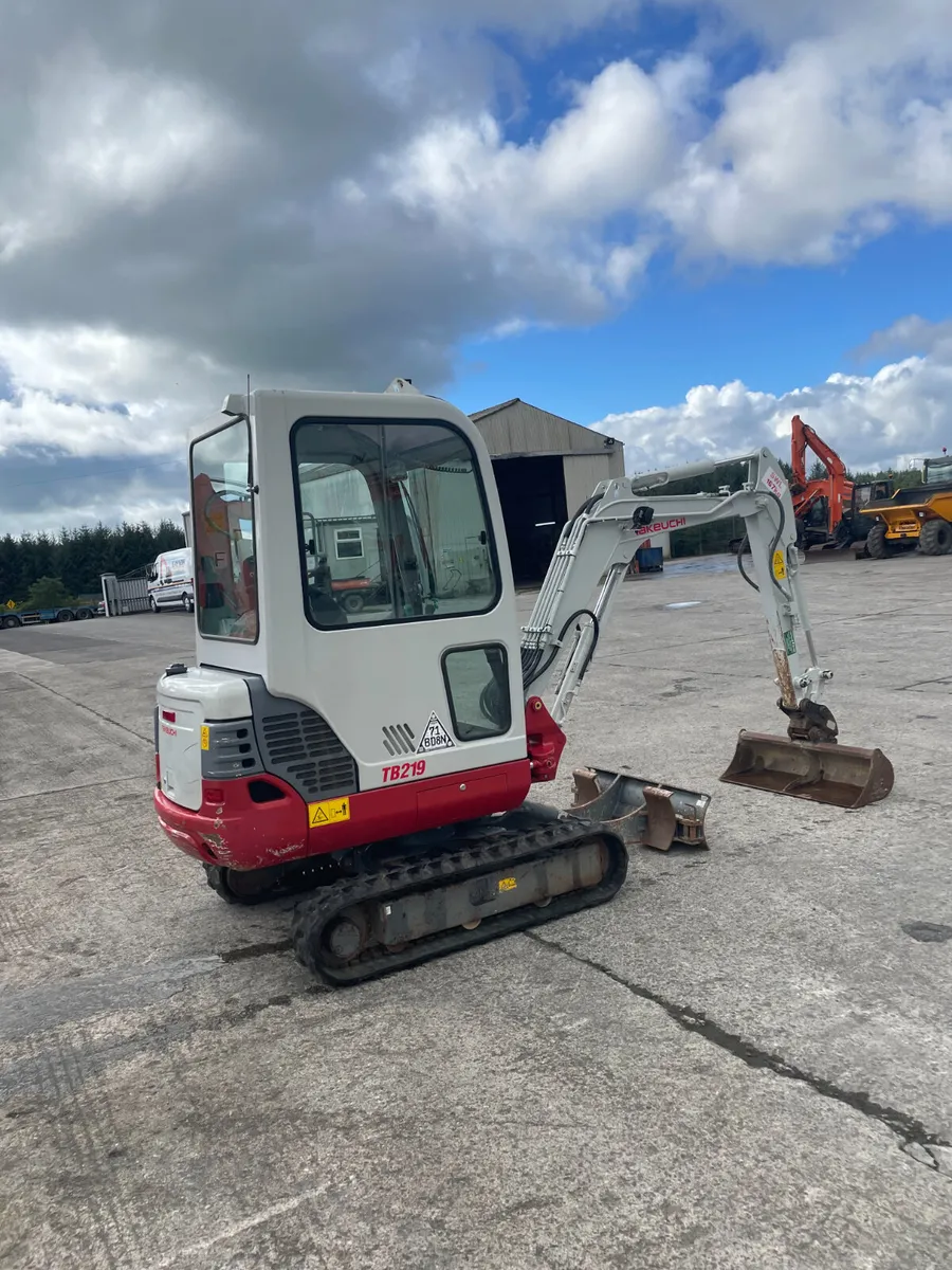 Takeuchi tb219 - Image 3