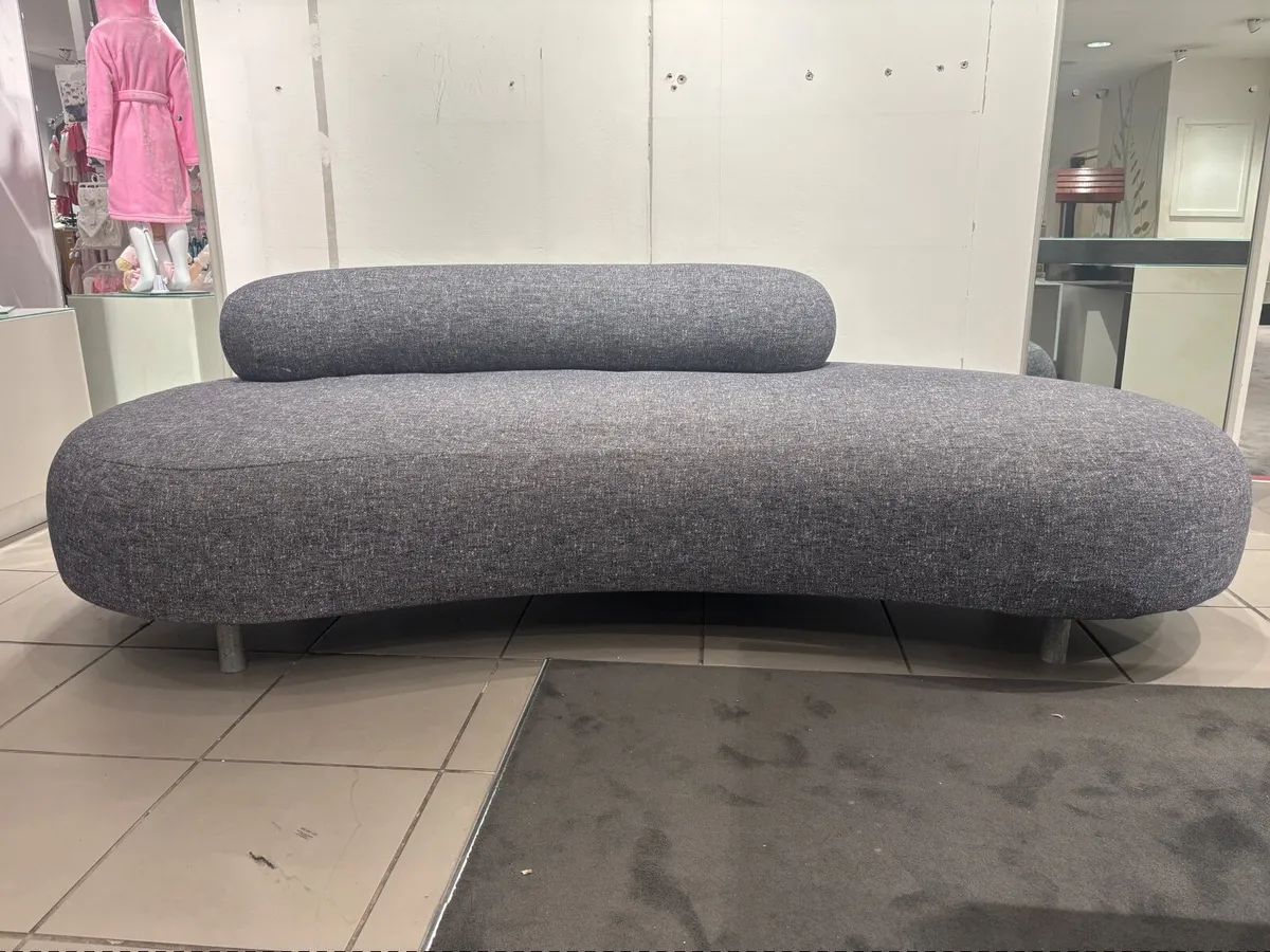 Contemporary couch - Image 1