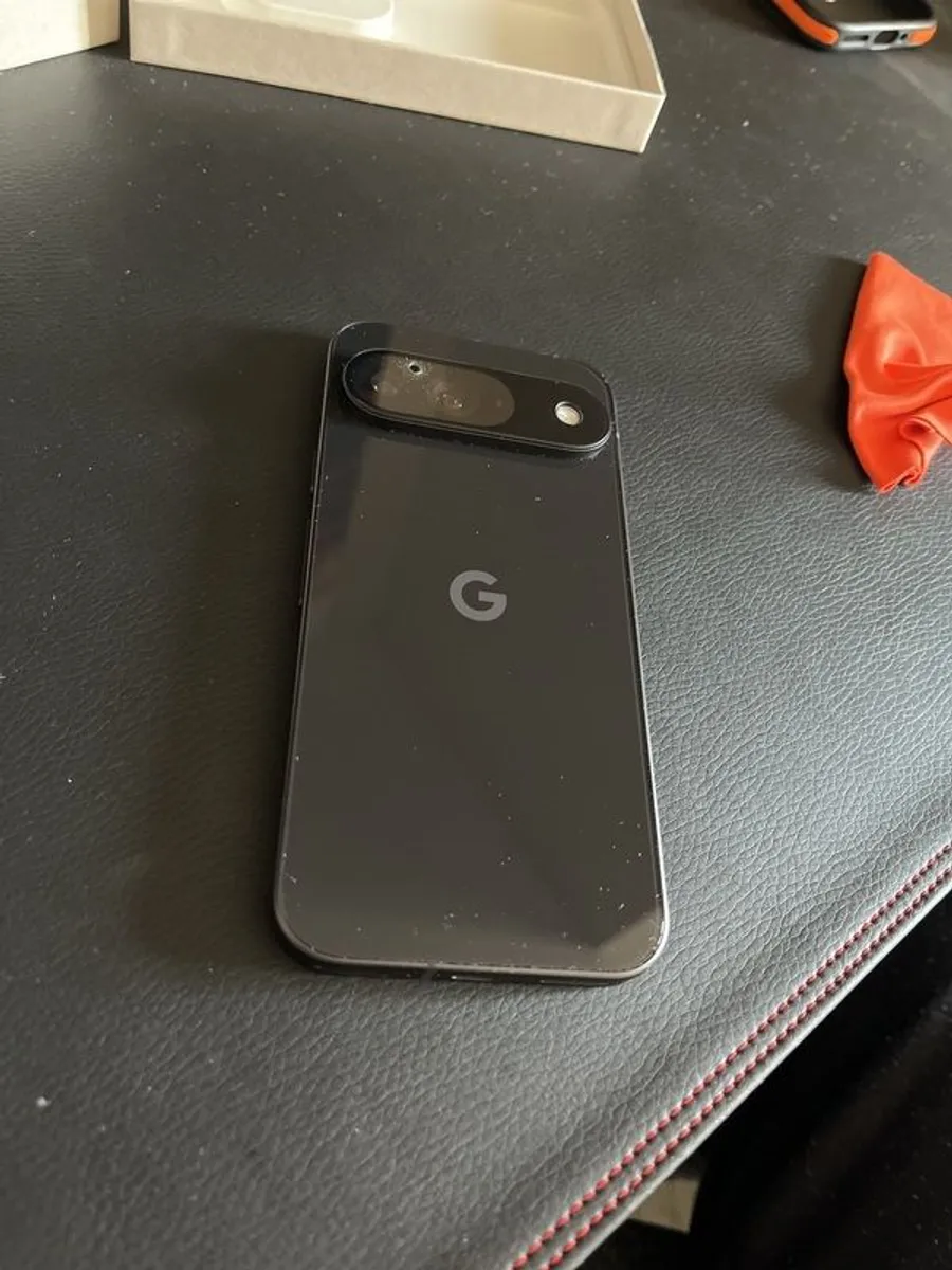 Google Pixel 9 (Perfect Condition) - Image 2