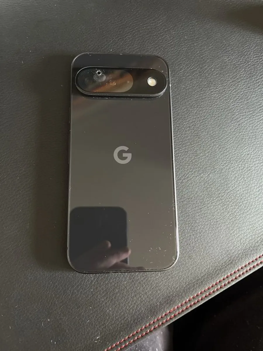 Google Pixel 9 (Perfect Condition) - Image 3