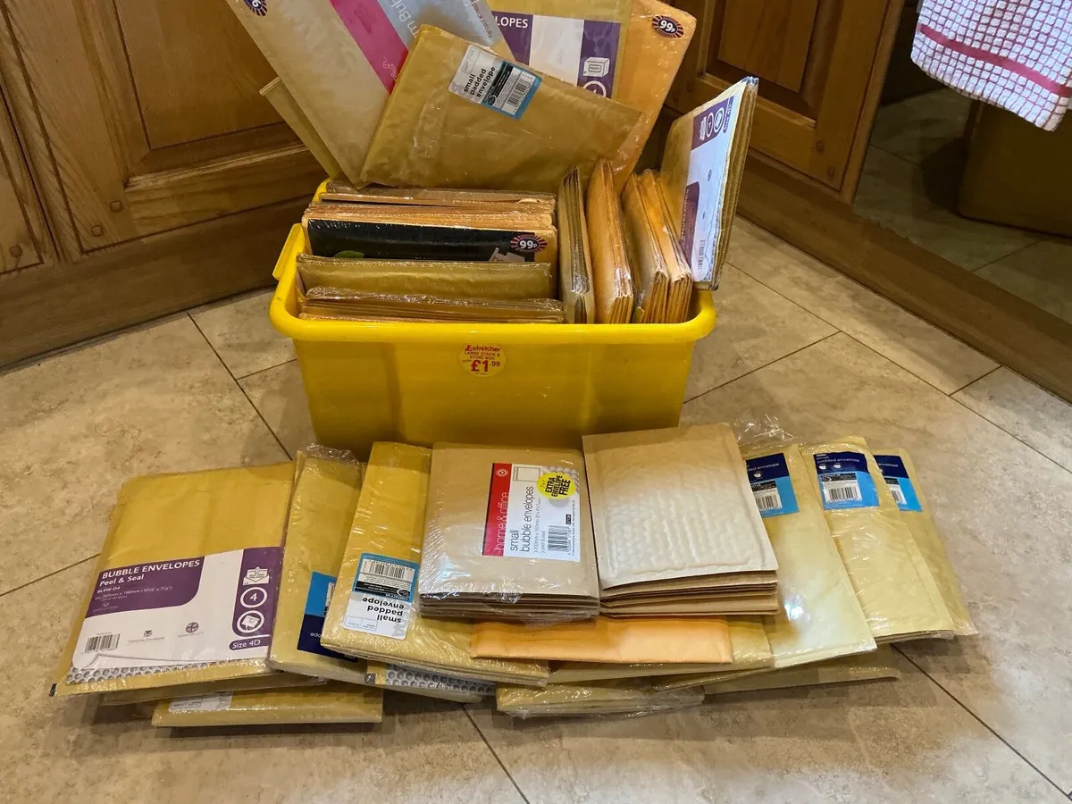 Selection of padded envelopes £20 for all