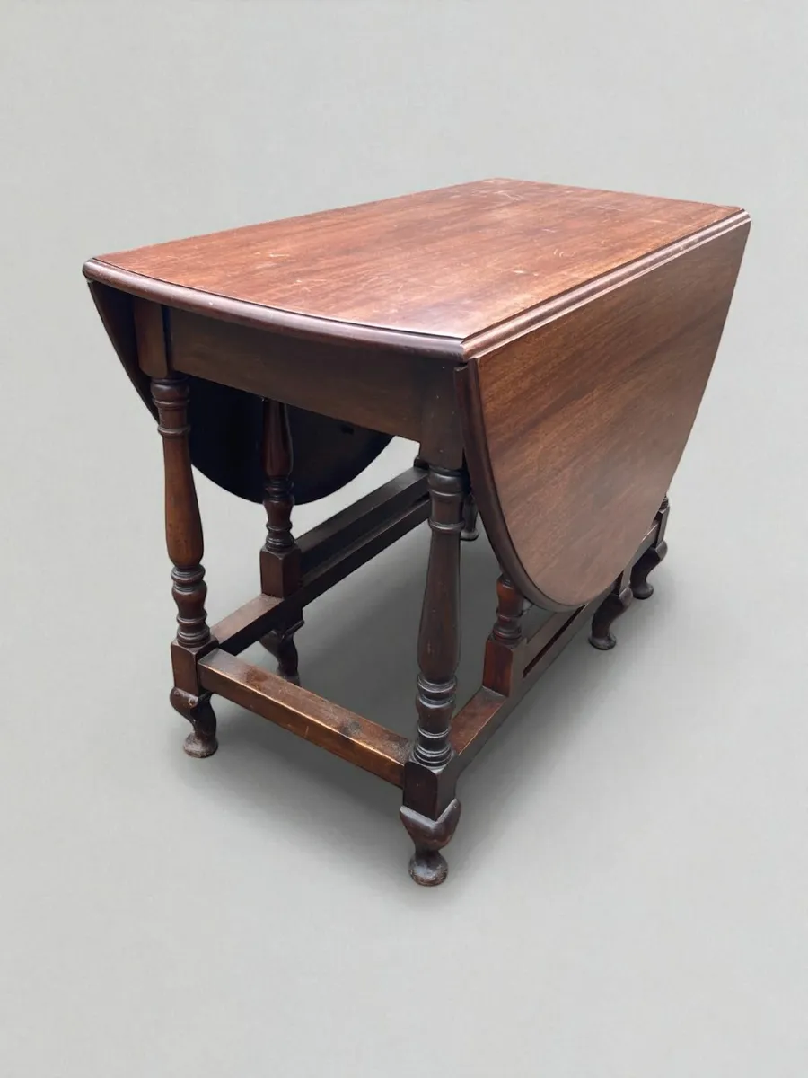 Dining Table - Drop Leaf - Gate Leg - Image 4