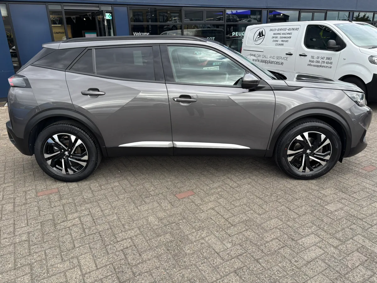 2021 Peugeot 2008 Allure 1.2 scrappage offer - Image 3