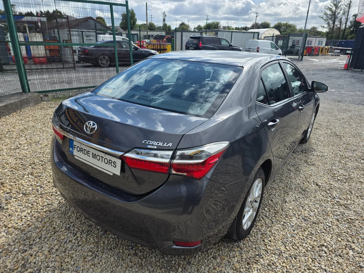 Toyota Corolla 2017 Luna Petrol - Image 4