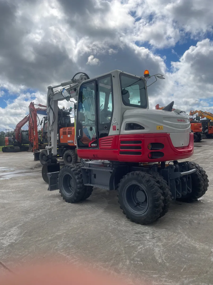 Takeuchi tb295 - Image 3