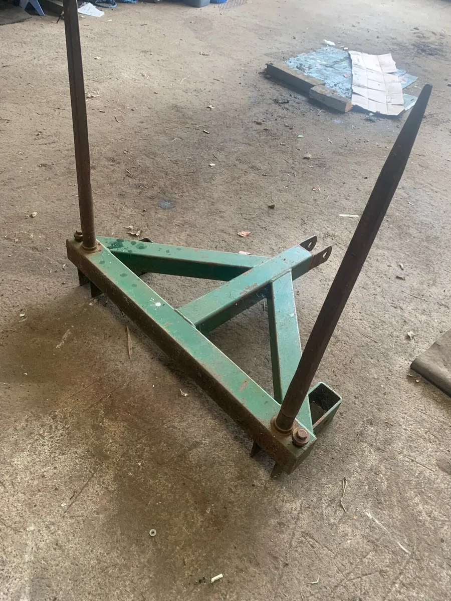 Cashels Ducks Foot Bale Carrier - Image 3
