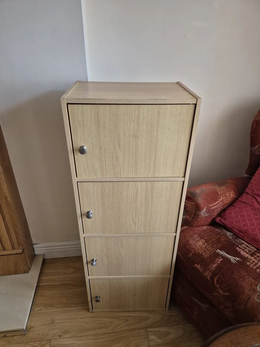 Single Bed + furniture - Image 4