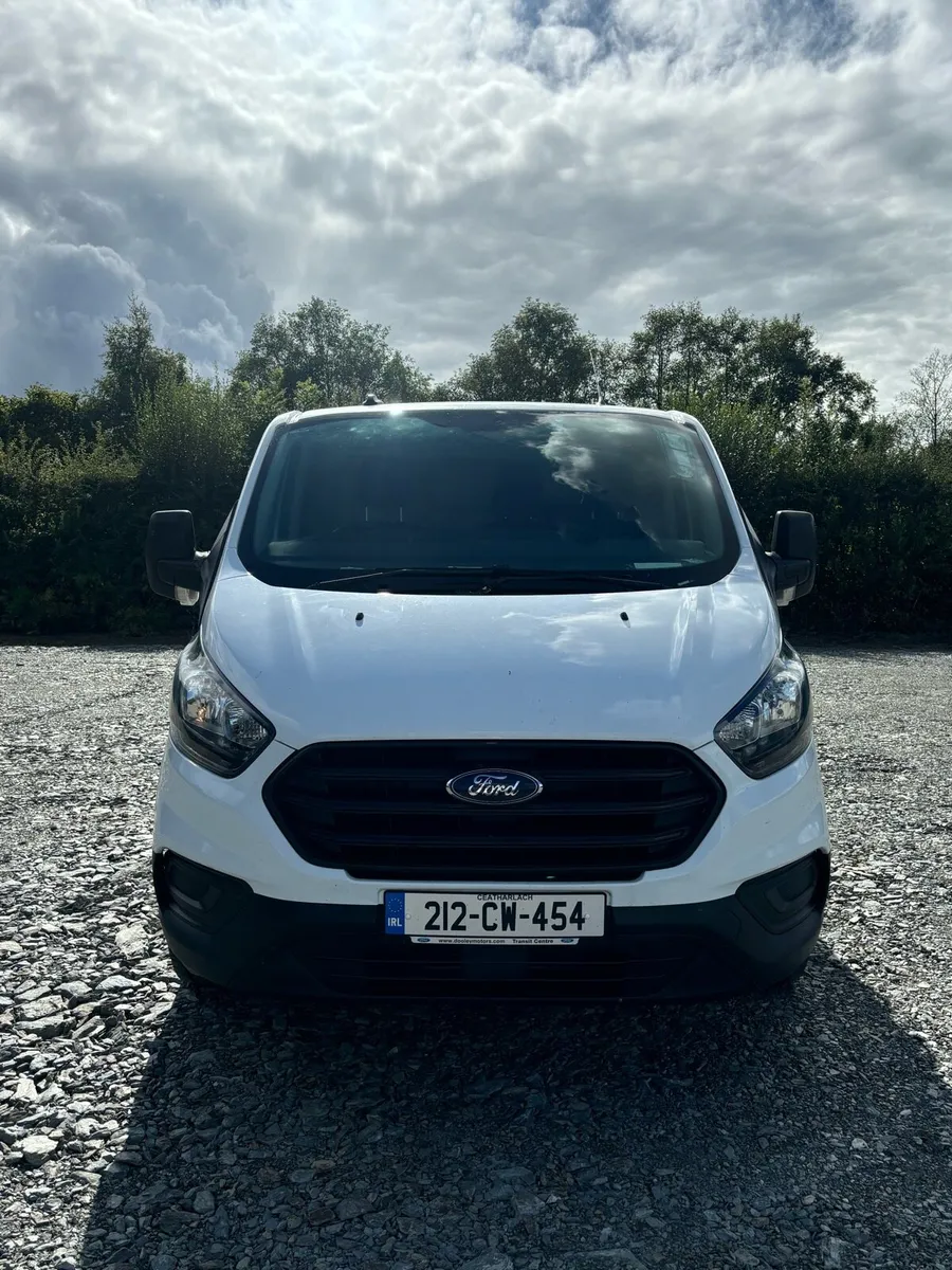 212 Ford Transit Custom 2.0 105ps - Image 2