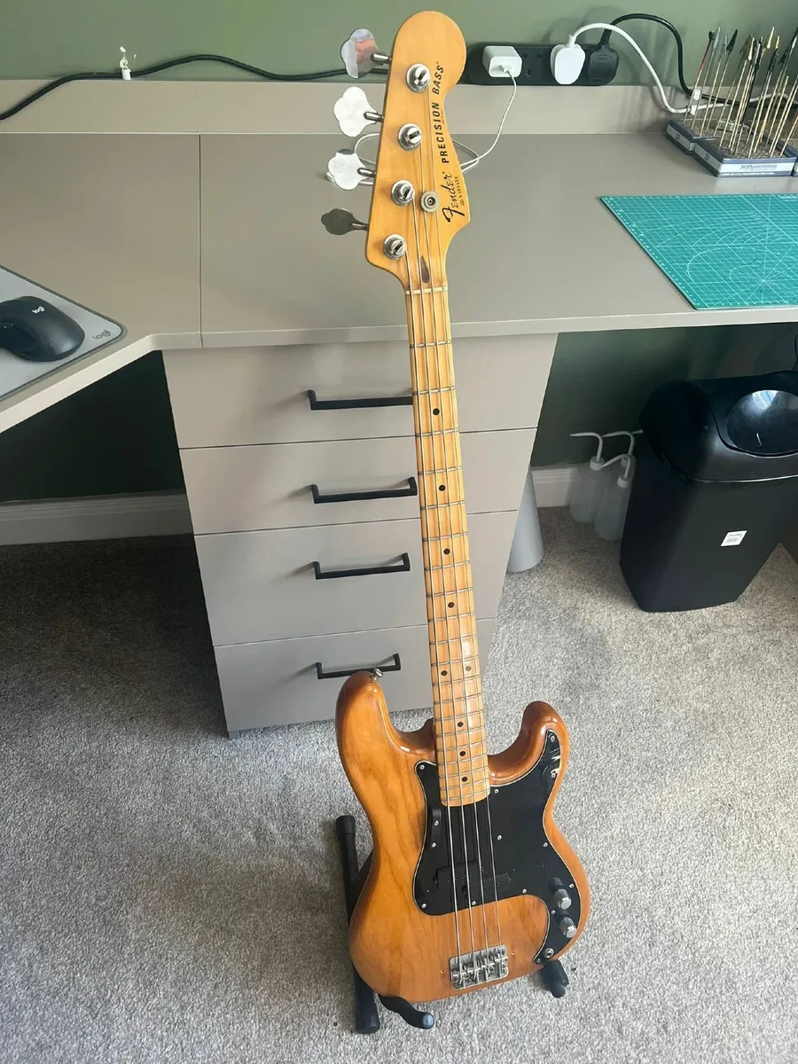 1980 Fender Precision Bass natural body - Image 4