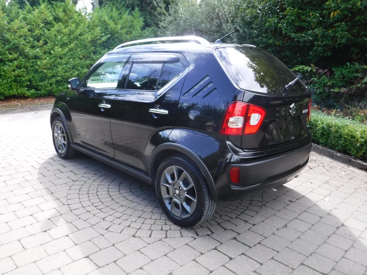 SUZUKI IGNIS 1.2 AUTO HYBRID F-SPEC LEATHER SEATS - Image 4