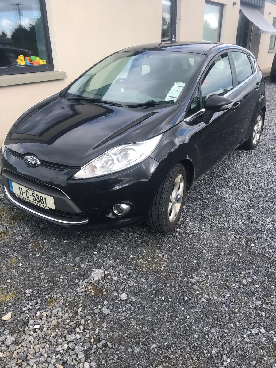 Ford Fiesta titanium - Image 2