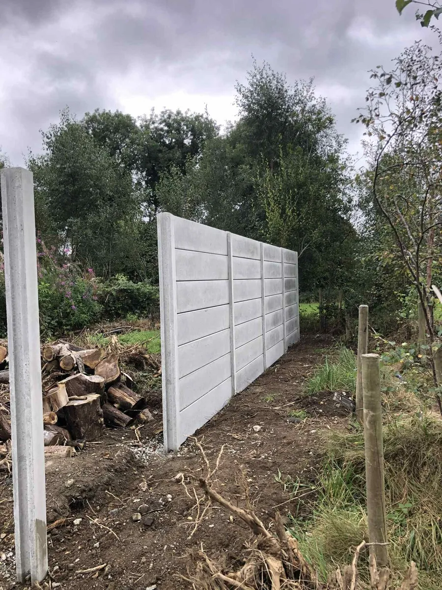 Concrete wall - Image 1