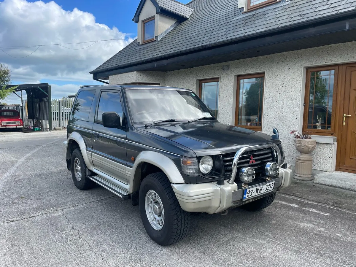 Genuine pajero - Image 1