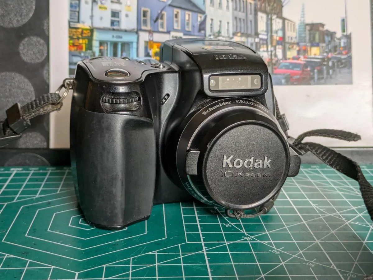Kodak 5MP CCD🌈 digital camera 10x  Schneider lens - Image 1